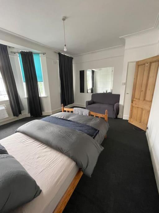 Private Guest Rooms In Tooting 런던 외부 사진
